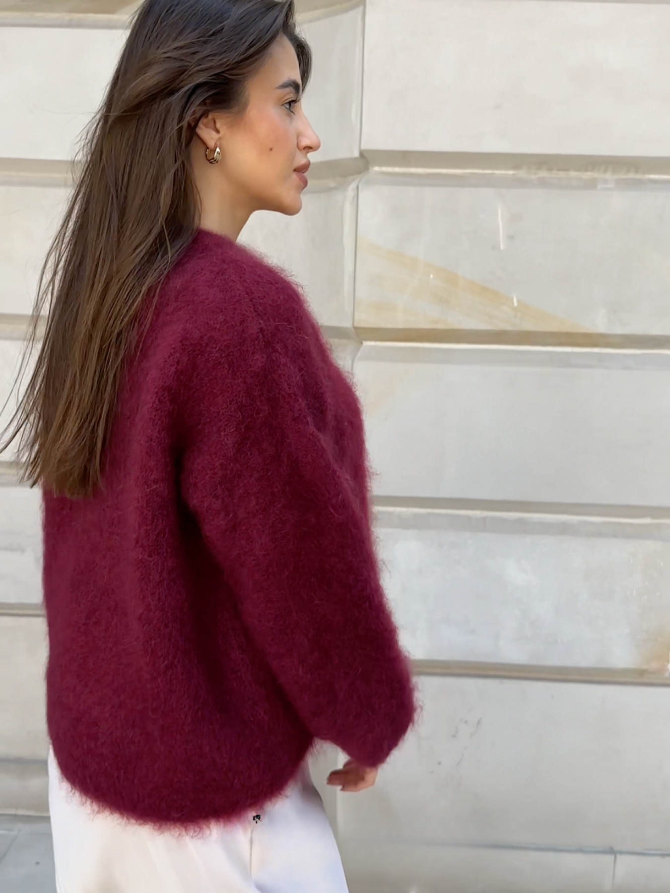 Pull féminin confortable avec col rond parfait pour toutes les saisons