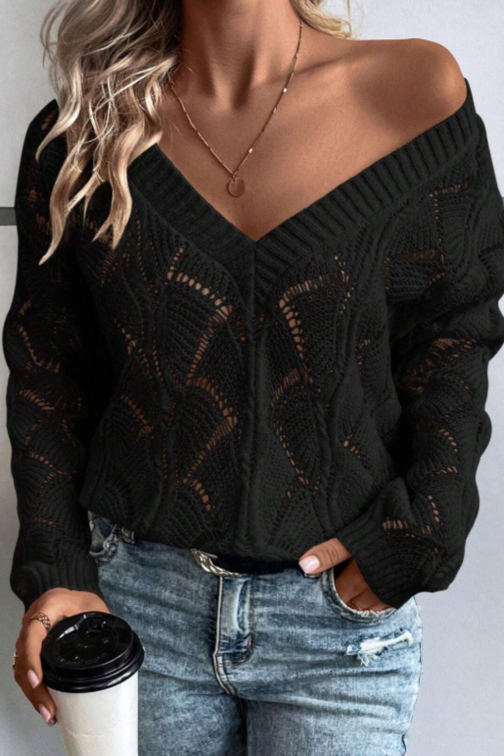 Sienna - Pull à col en V avec design ajouré et manches longues pour femme