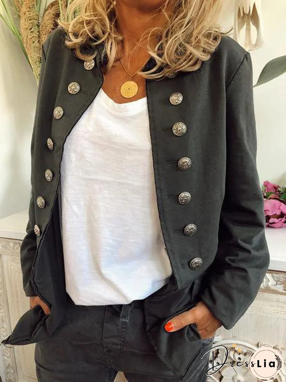 Veste élégante à manches longues et boutons