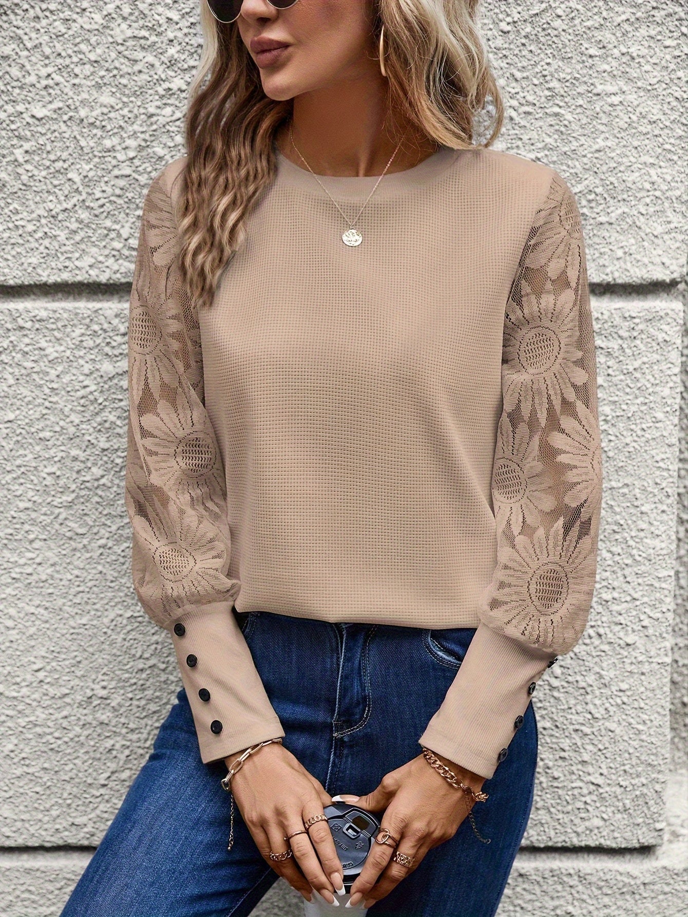 Lorain - Blouse en Dentelle Fleurie Chic et Stylée Automne pour Femmes