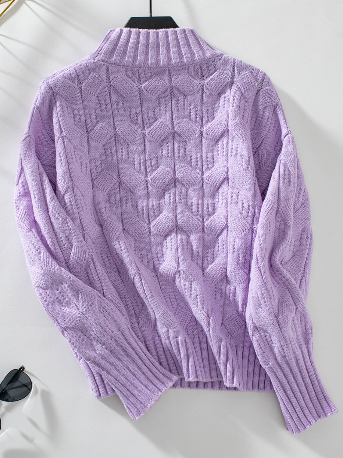 Sophie - Pull en maille torsadée avec col montant et manches longues pour femme
