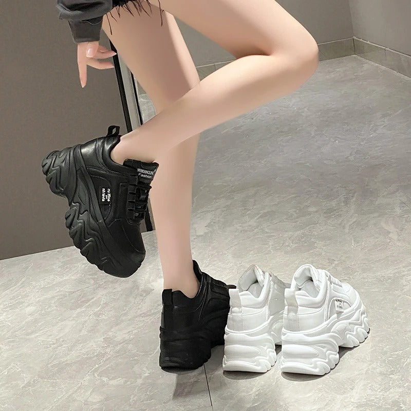 Betty | Baskets à plateforme confortables et encombrantes