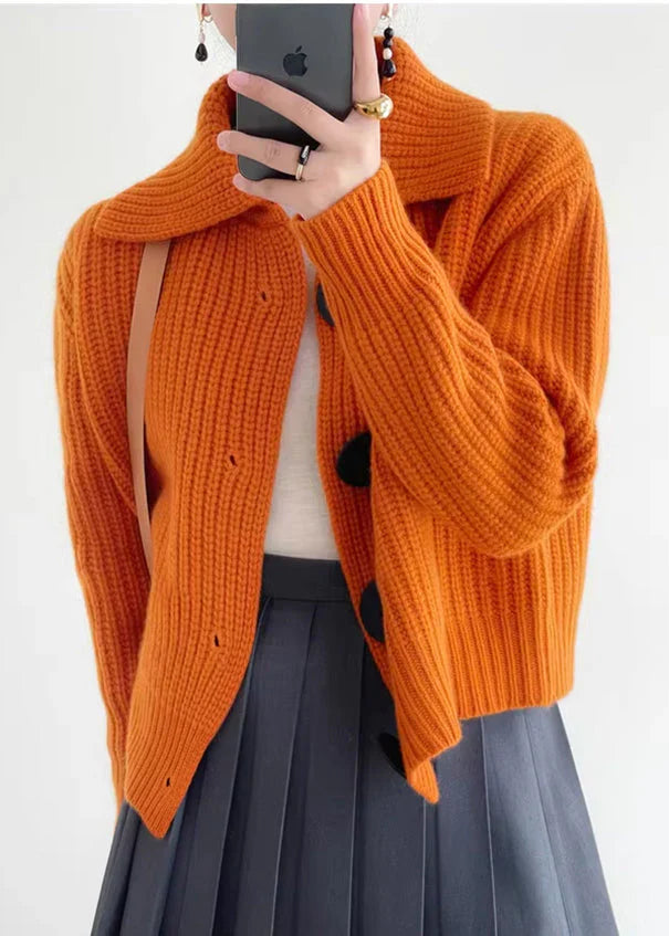 Cardigan orange vif avec boutons et col Peter Pan