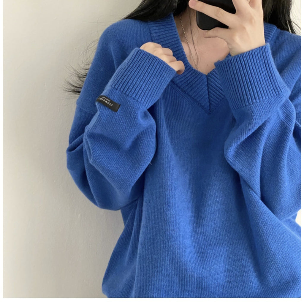 Pull en V Uni pour un Style Dark Academia - Élégance Assurée