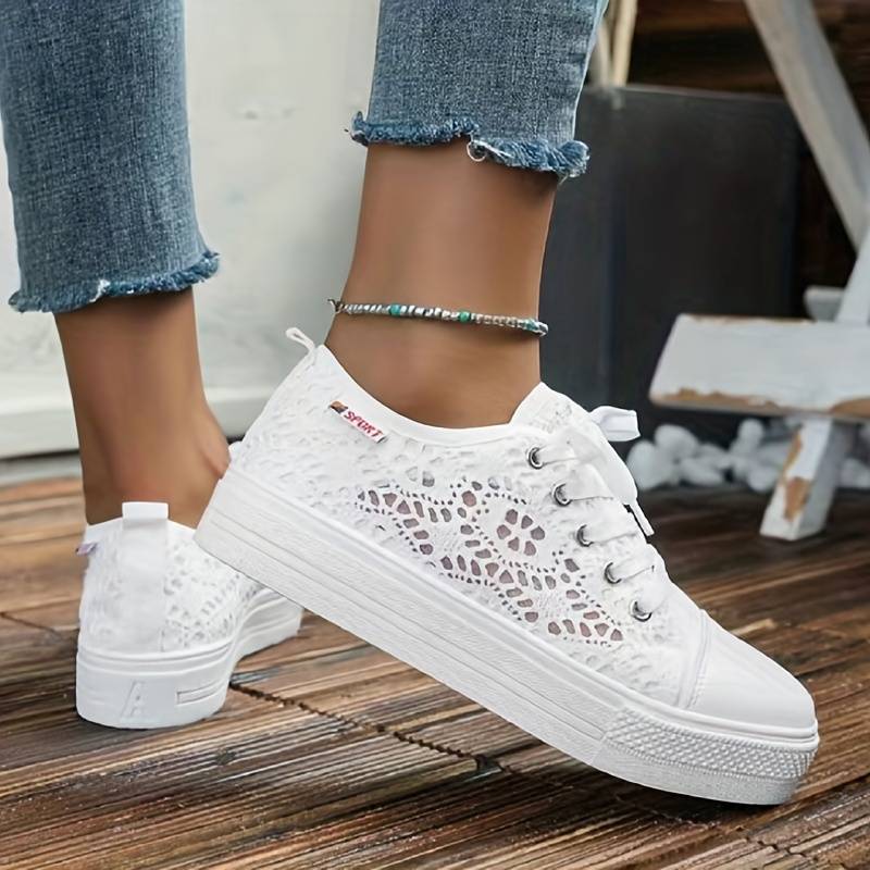 Marina | Baskets chics et aérées en dentelle