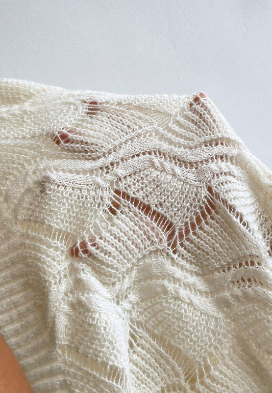 Sienna - Pull à col en V avec design ajouré et manches longues pour femme