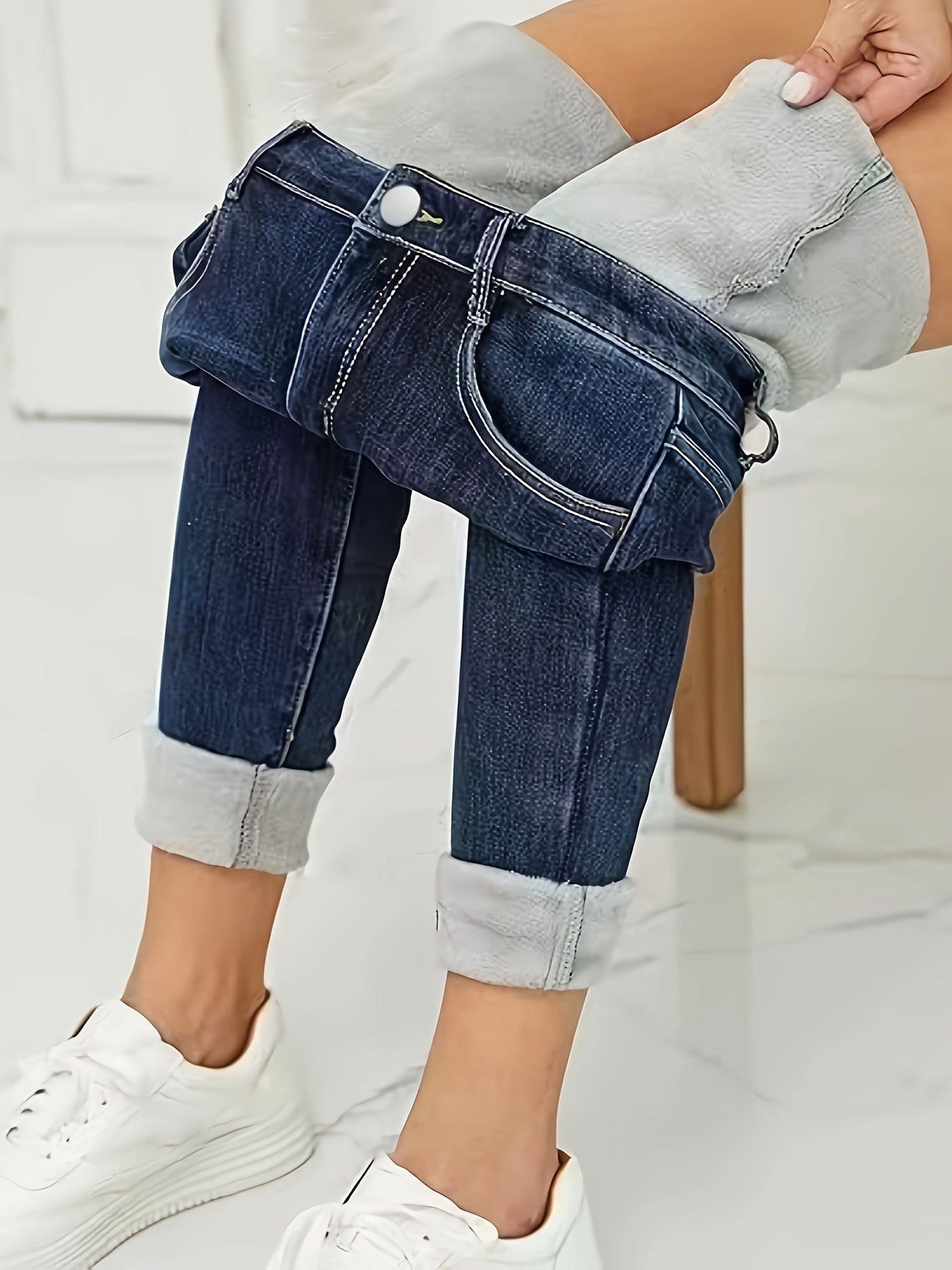 Jean d'hiver confortable pour femme avec style moderne