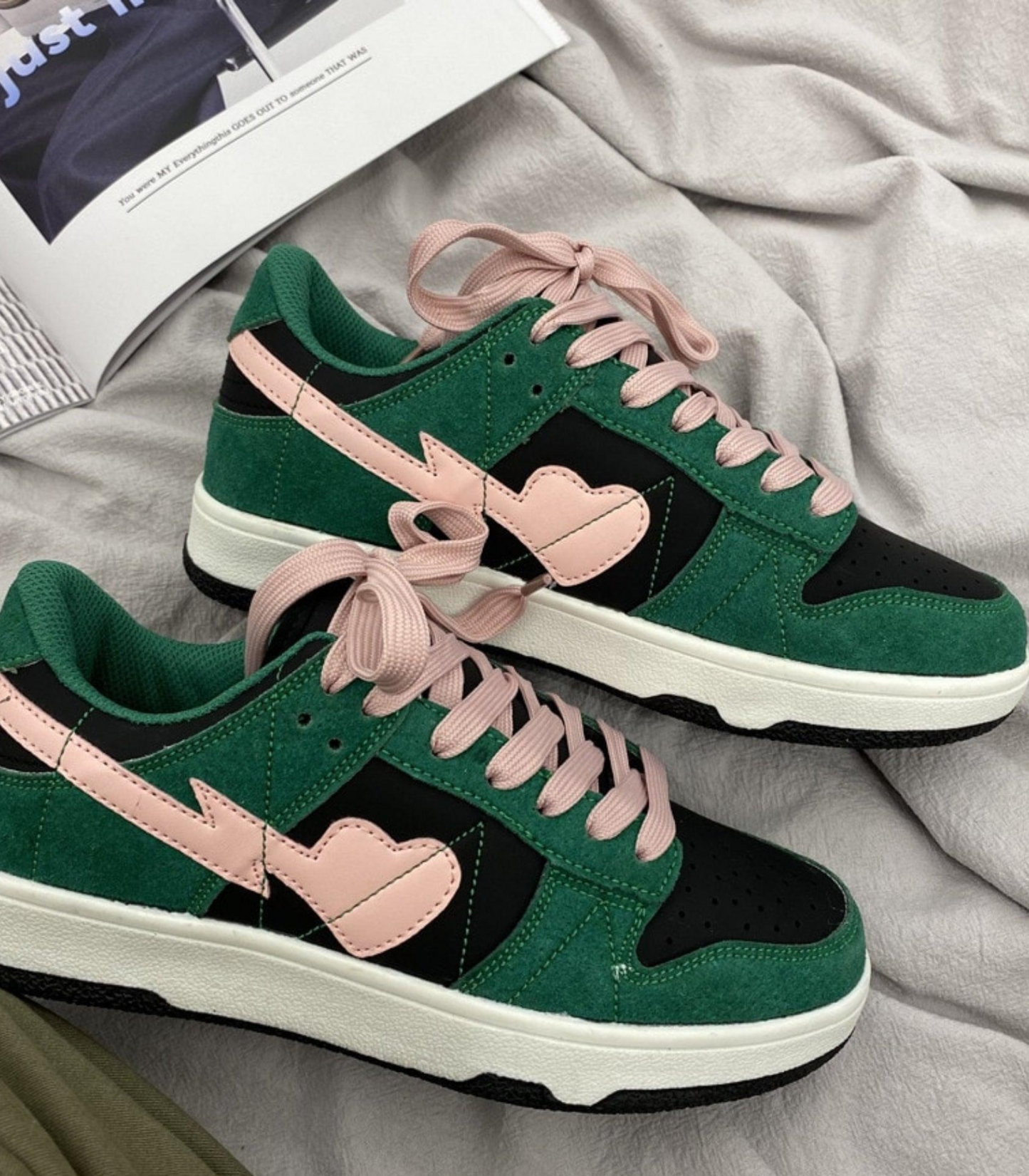 Sanaa | Chaussures de sneakers avec design de cœur pour femmes