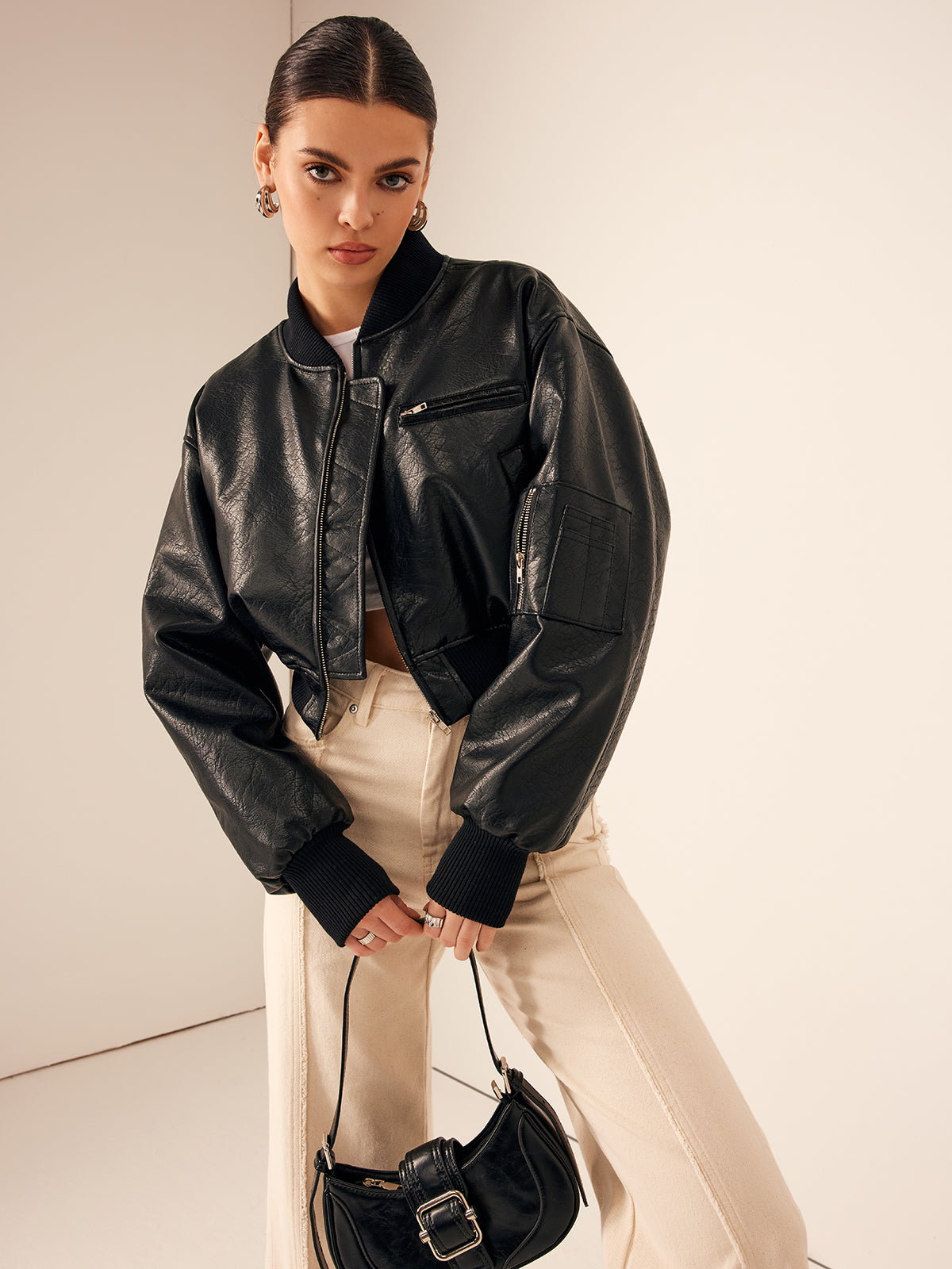 La Vie │ Veste courte en cuir zippée