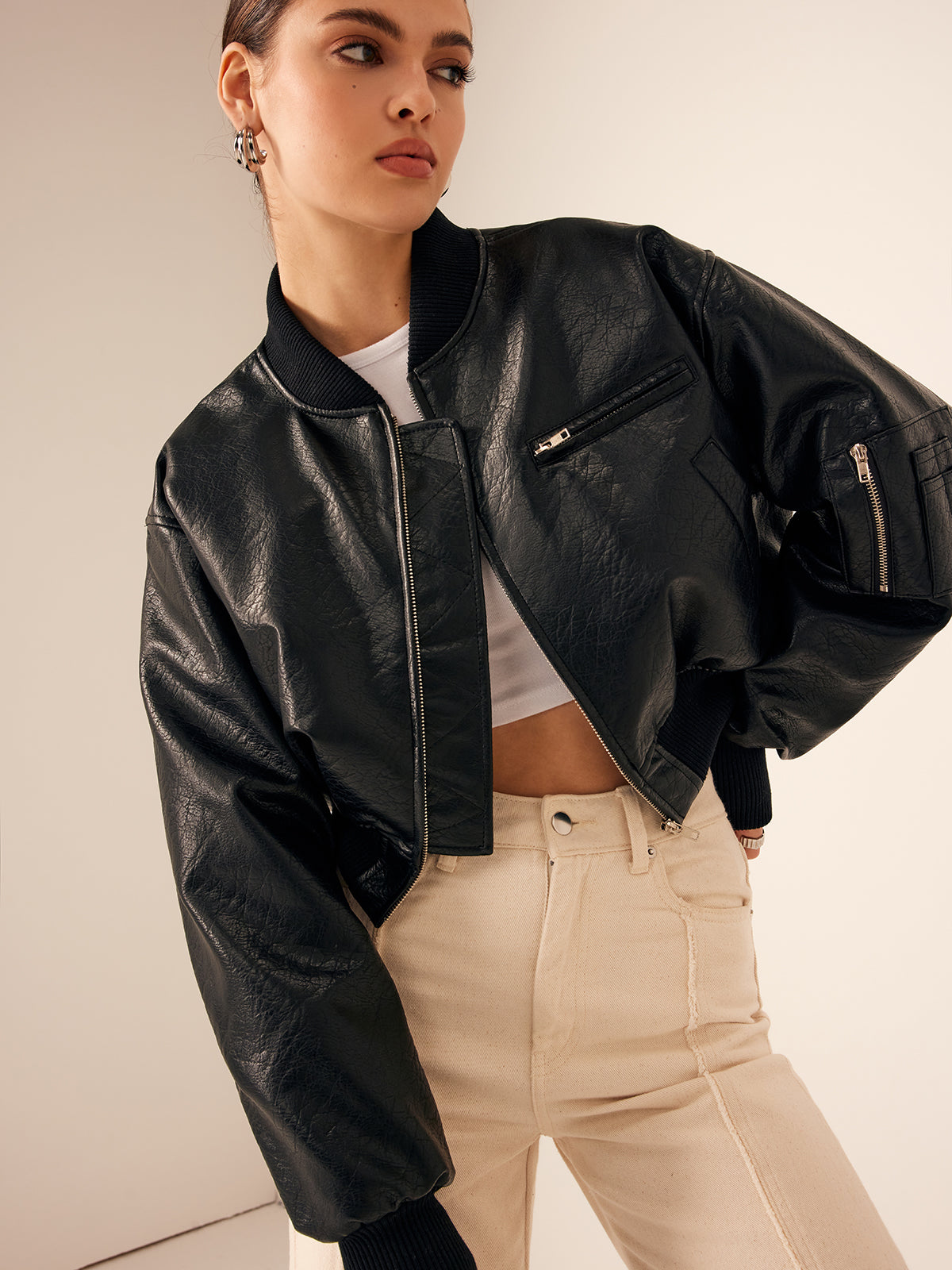 La Vie │ Veste courte en cuir zippée