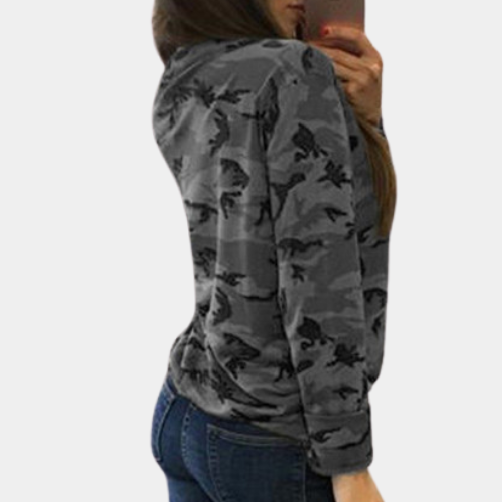 Sidonia - Audace et Élégance : Sweatshirt Camouflage avec Décolleté Profond