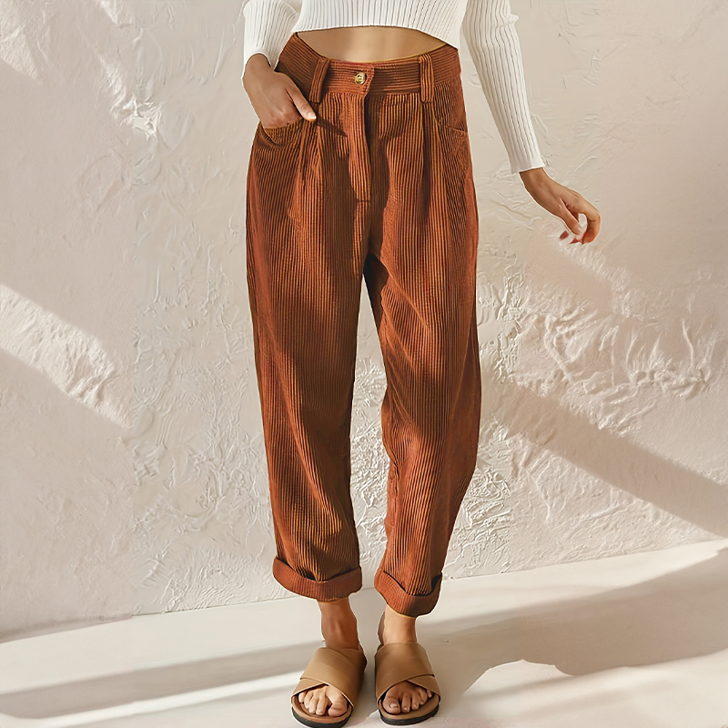 Gwendolyn - Pantalon décontracté en velours côtelé