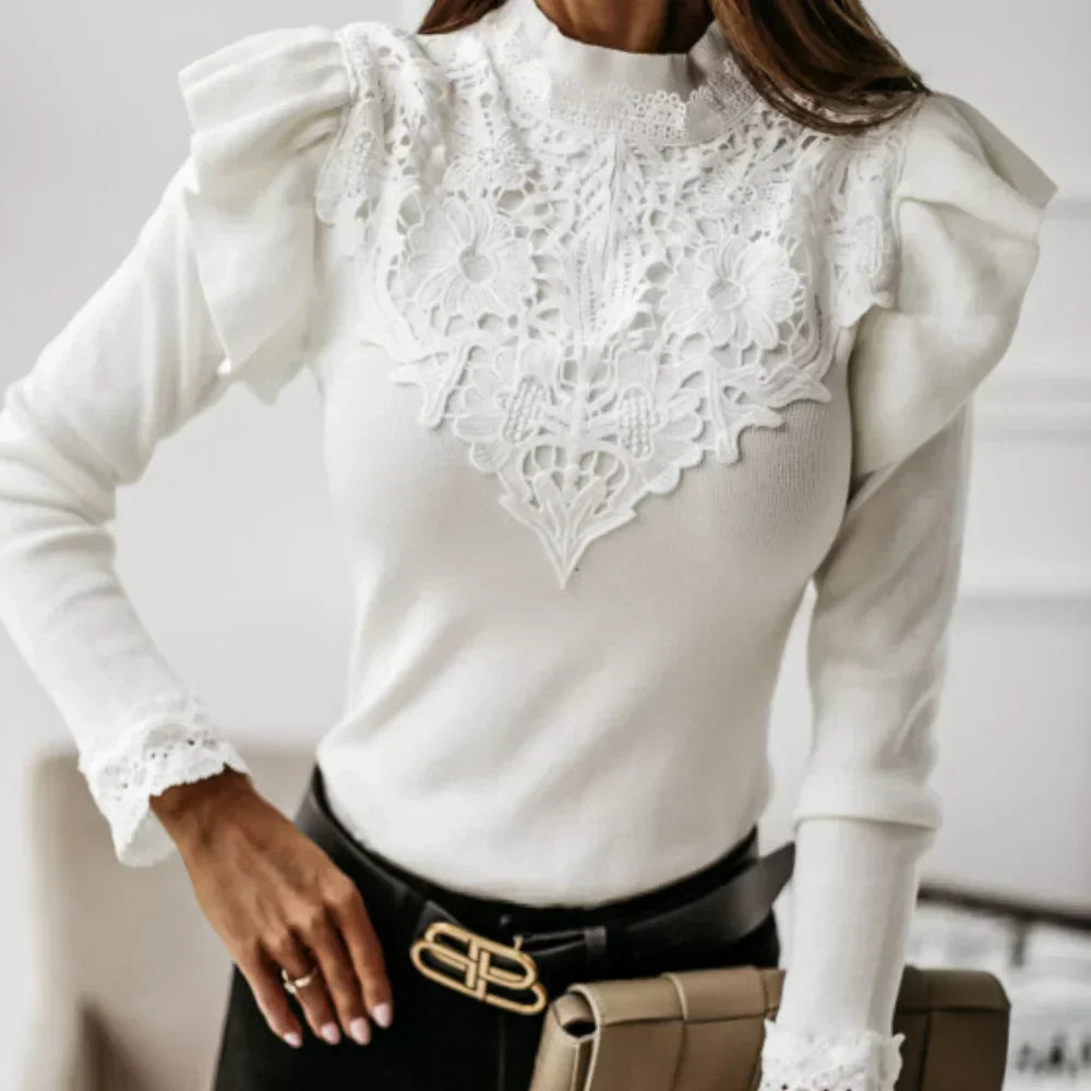 Lucy - Pull Stylé et Confortable avec Volants et Détails en Dentelle pour Femmes