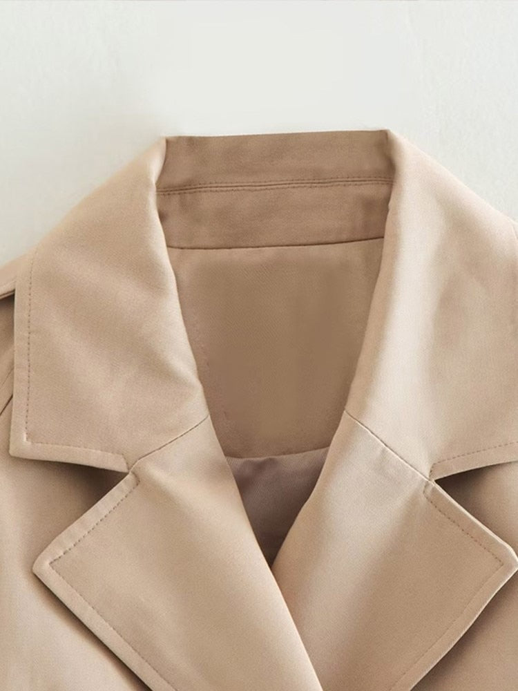 Filicia | Trench court