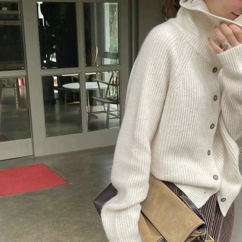 Mira - Gilet Col Roulé Stylé pour Femmes