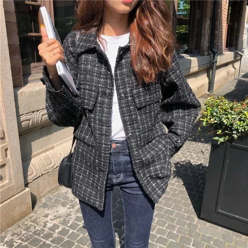 Carole - Manteau pour femmes avec boutons en perles