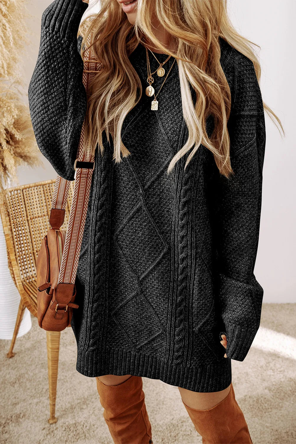 Nora - Robe pull à col rond et torsades pour femme
