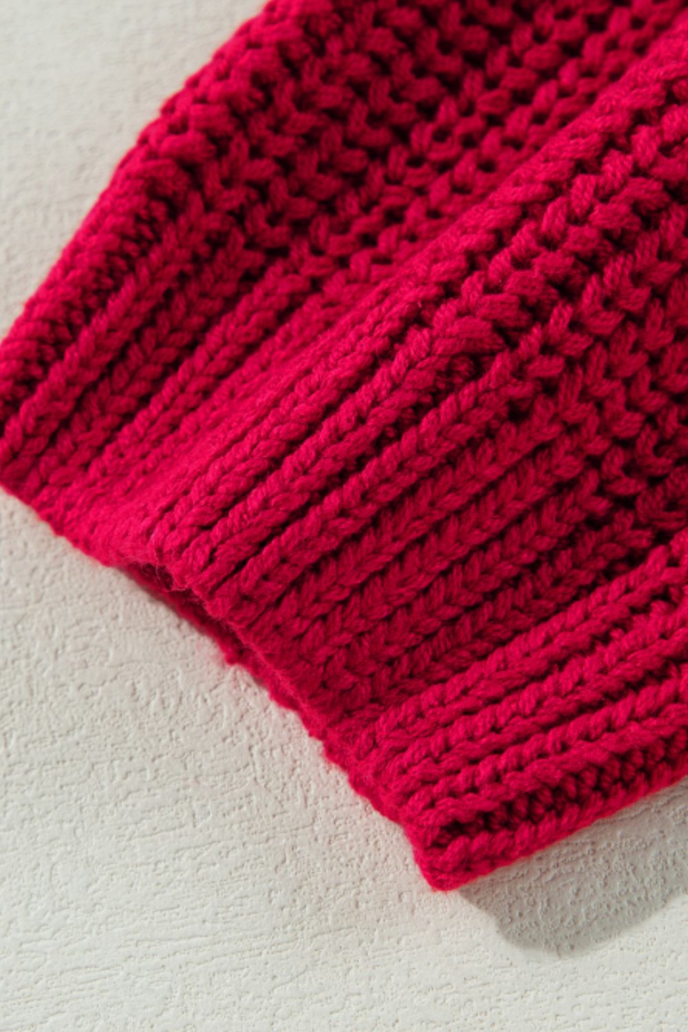 Isla - Rouge foncé Pull à épaules dénudées et manches longues pour femme