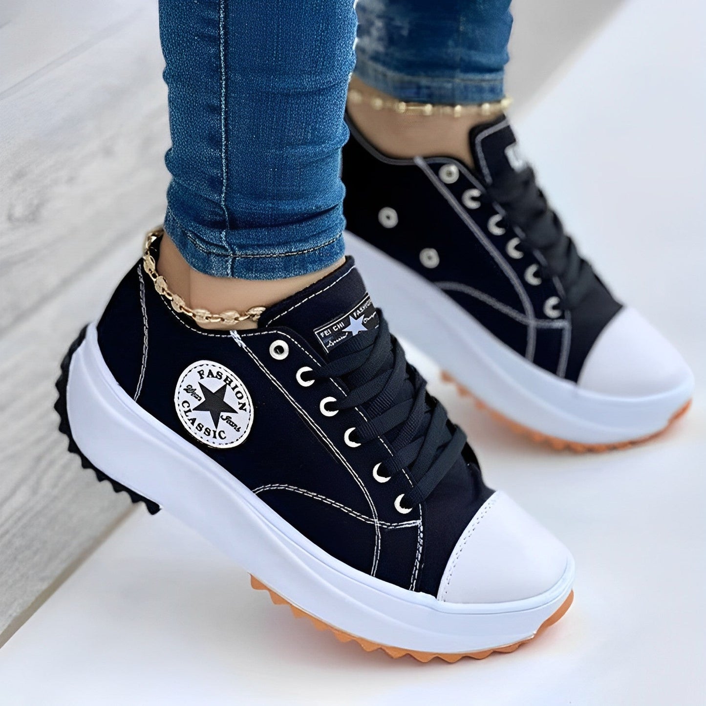 Lucie - Chaussures En Dentelle