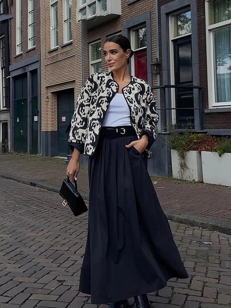 Valeria – Blazer Élégante Avec Imprimé Noir Et Blanc