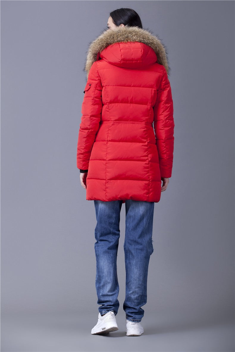 Doudoune Longue Chic avec Capuche "Chaleur Élégante"