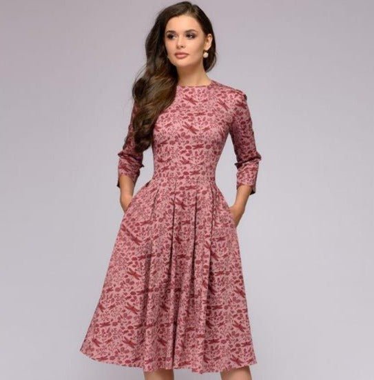 Chloé - Une Robe Noble De Longueur Moyenne