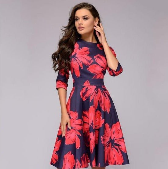 Chloé - Une Robe Noble De Longueur Moyenne