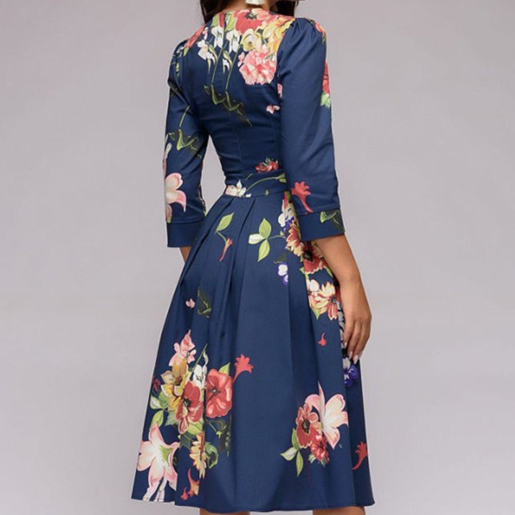 Chloé - Une Robe Noble De Longueur Moyenne