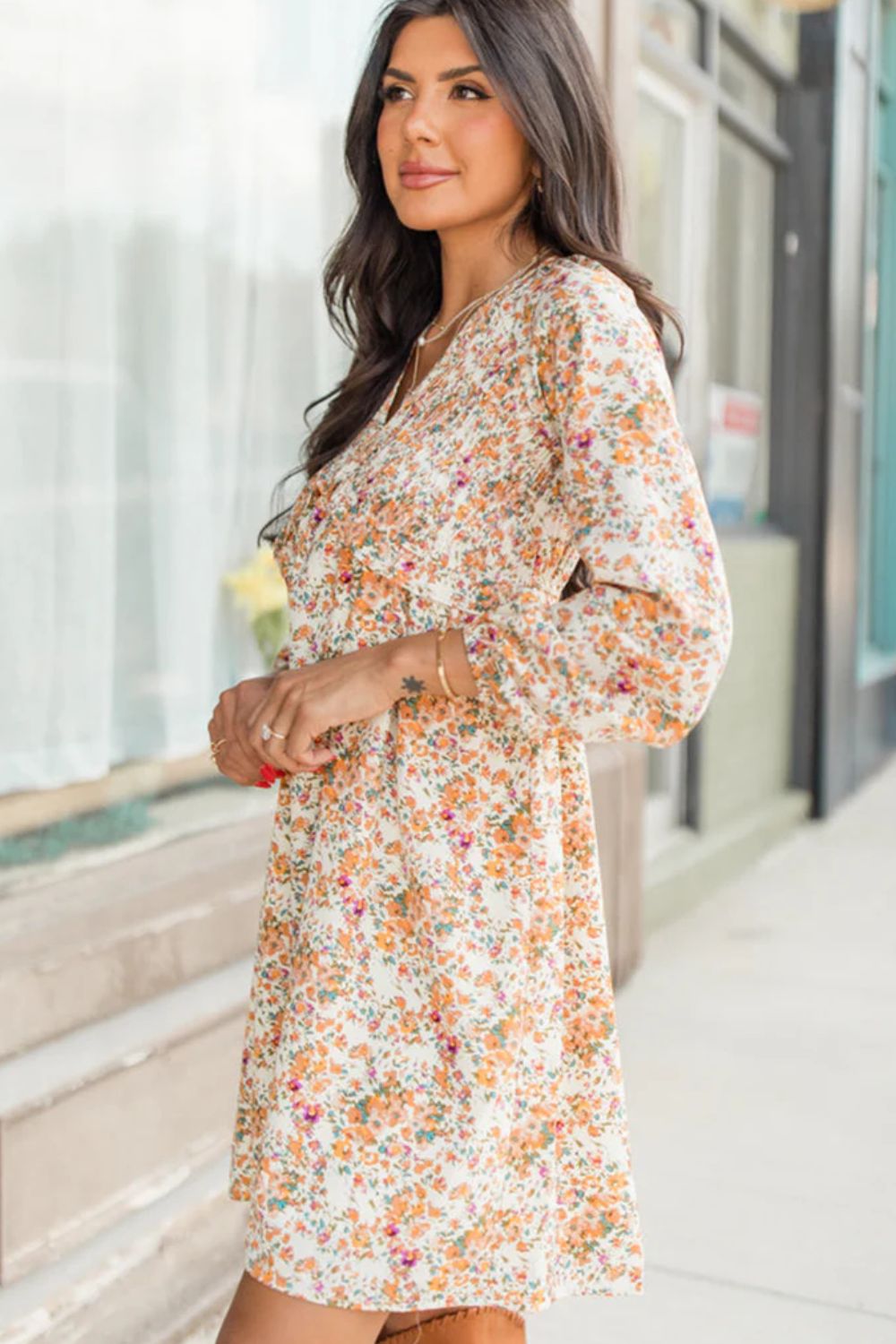 Arielle - Robe mini imprimée à col en V et manches ballon
