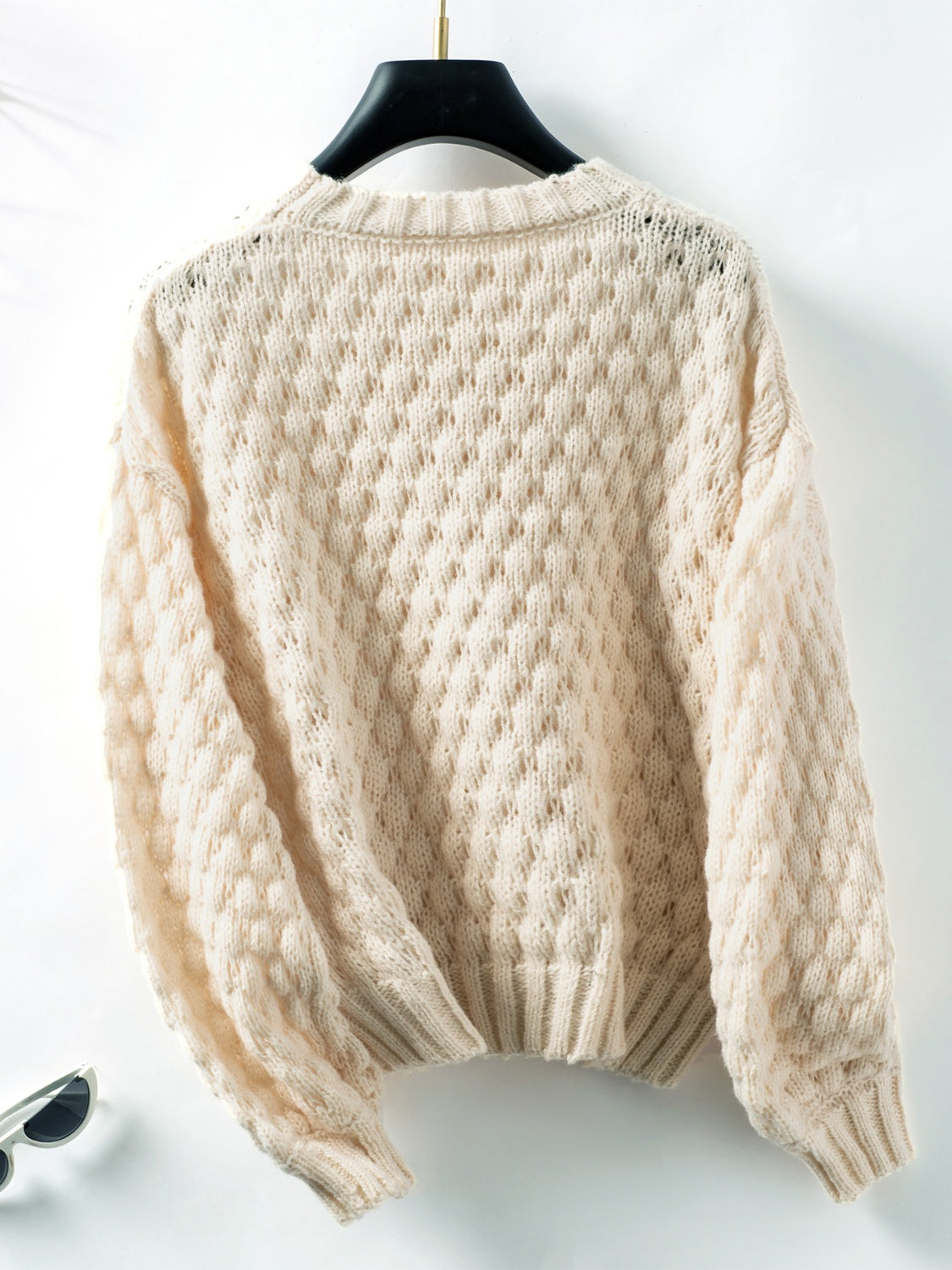 Elara - Pull à col rond et manches longues en maille torsadée pour femme