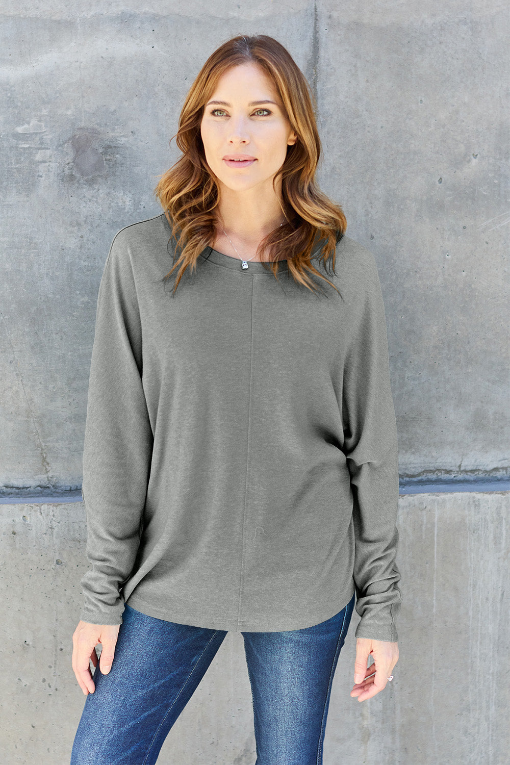 Riley - T-shirt à manches longues et col rond taille complète pour femme
