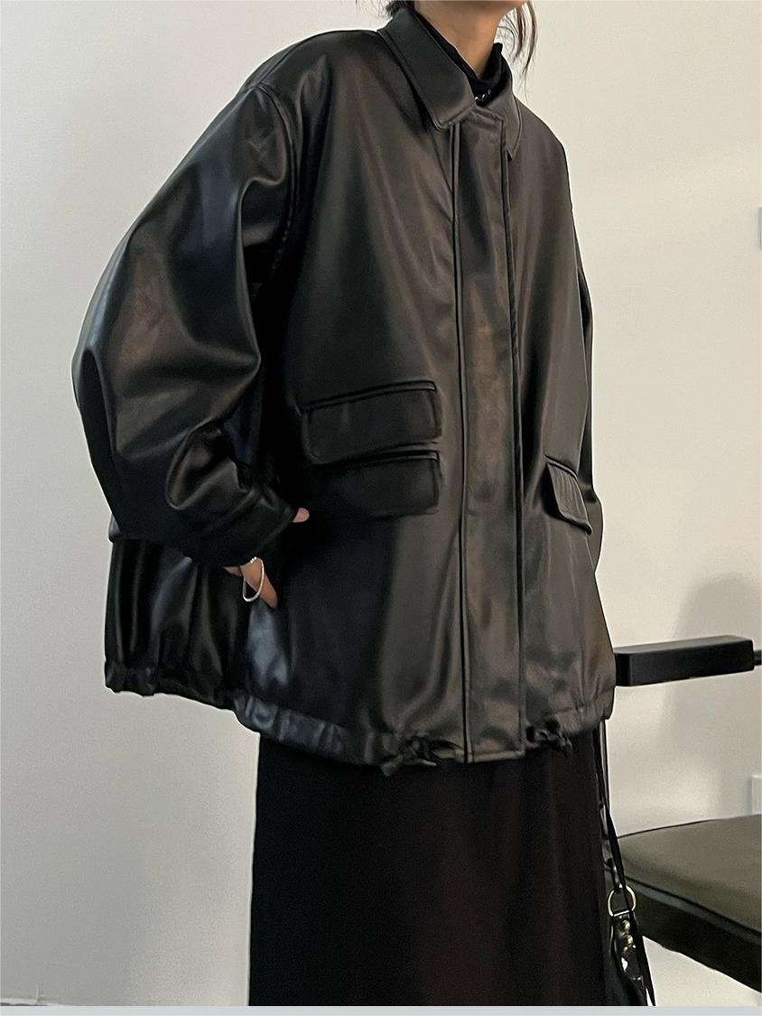 Veste en cuir végétalien noir rétro surdimensionné avec fermeture éclair