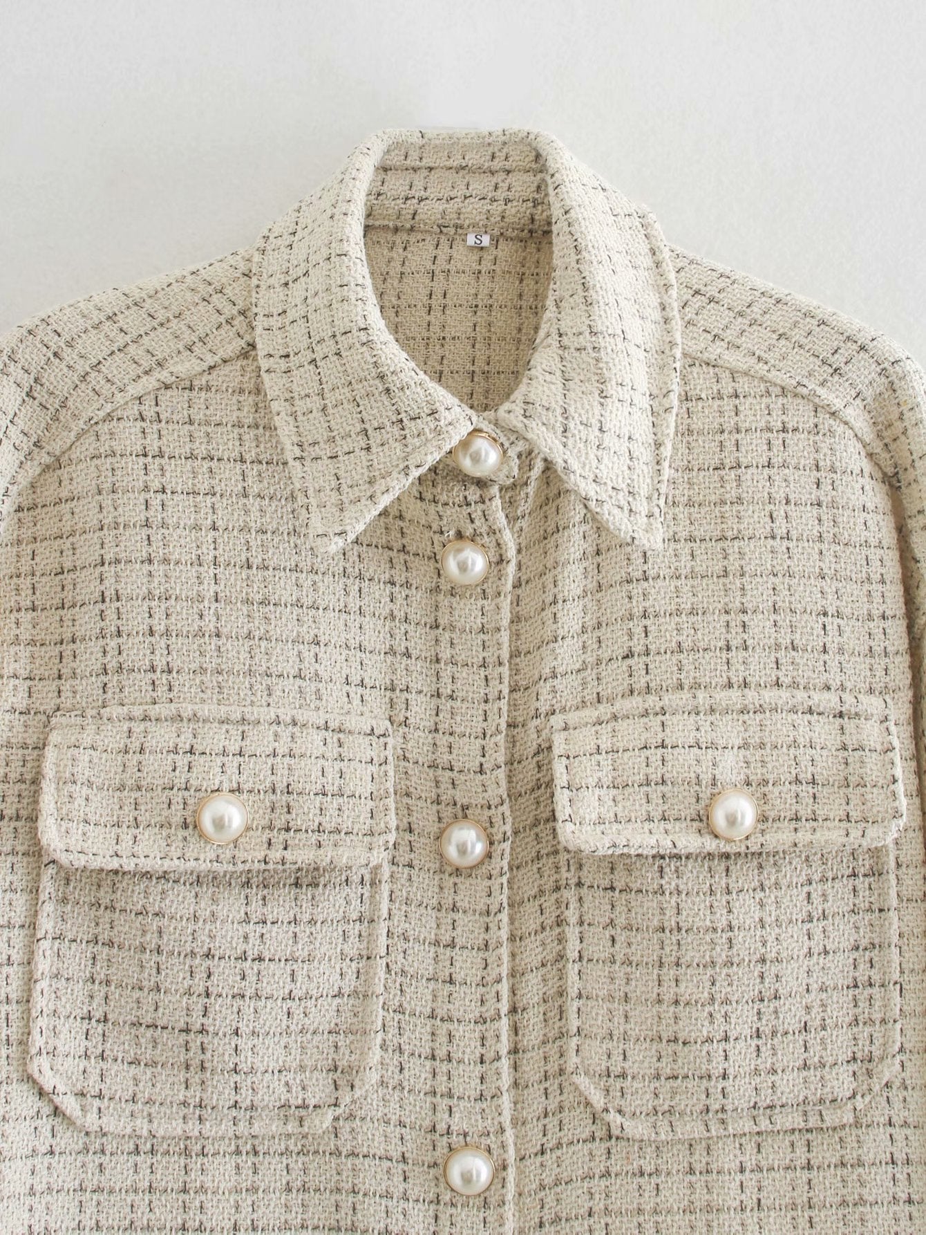 Carole - Manteau pour femmes avec boutons en perles
