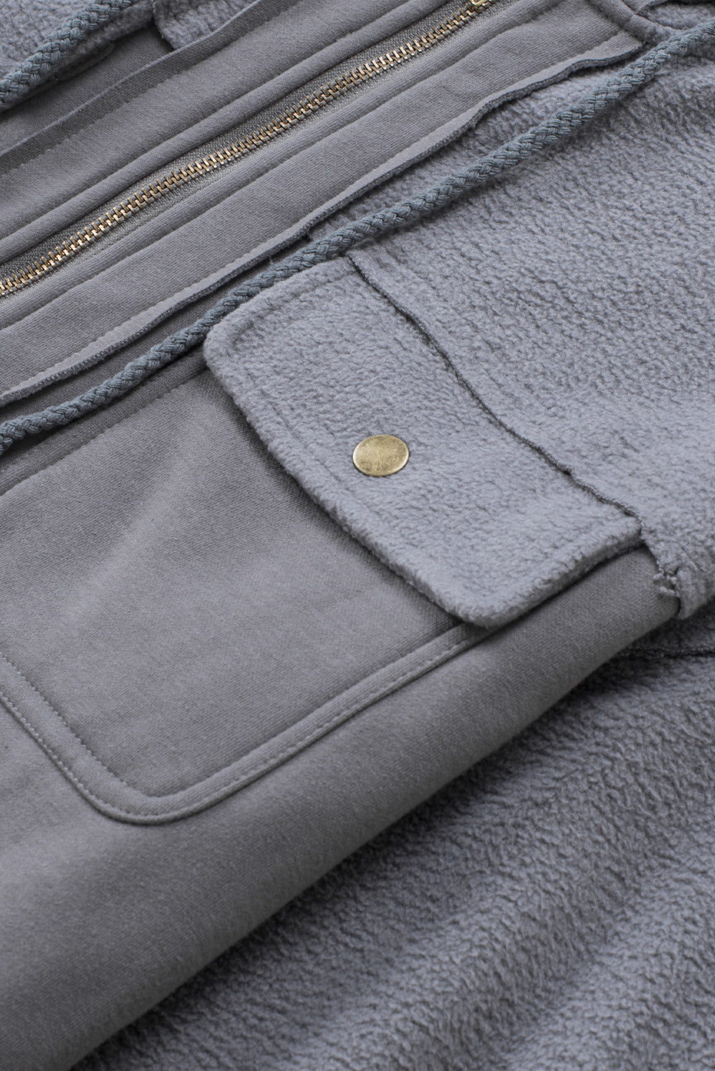 Ella - Veste zippée grise avec poches à rabat et capuche à cordon pour femme