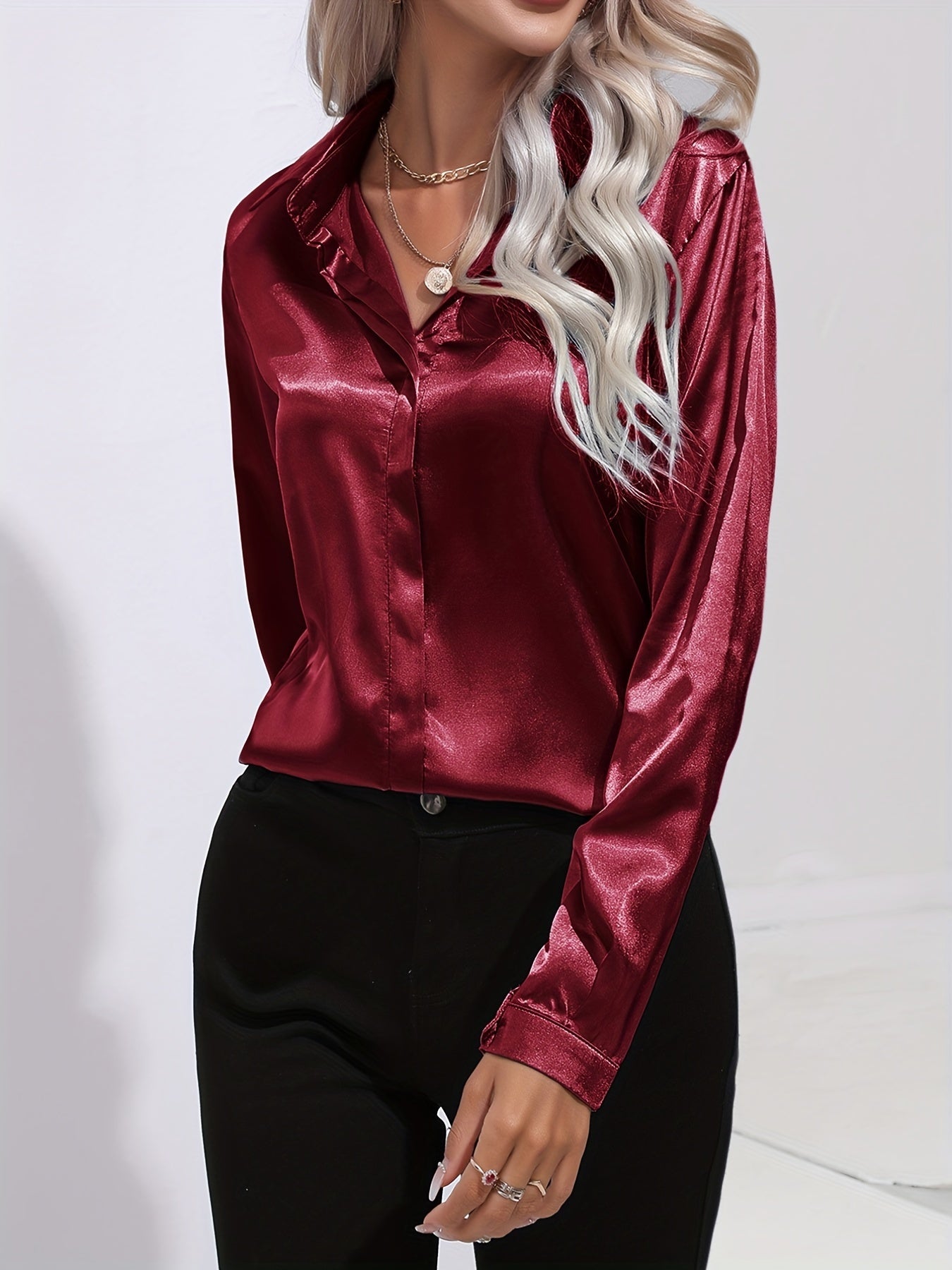 Elena - Blouse élégante en satin pour femme