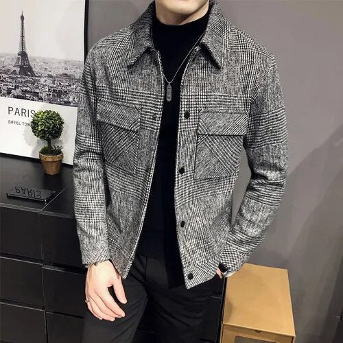 "Veste à Carreaux Classique pour Toutes les Saisons – Élégante et Polyvalente "