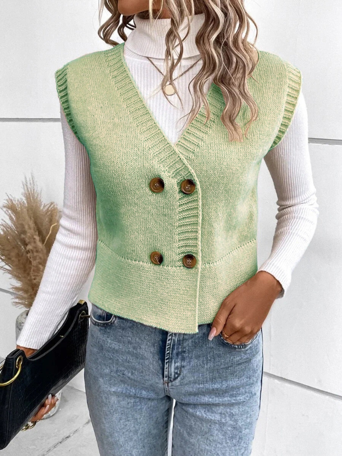 Mila - Gilet en maille à col en V et boutons pour femme