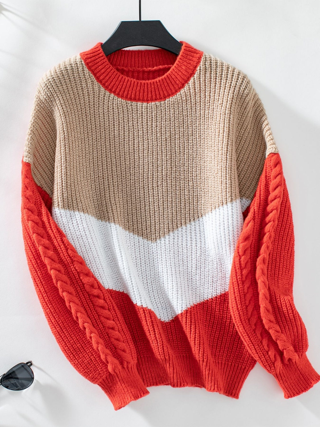 Livia - Pull à manches longues avec col rond et contraste pour femme