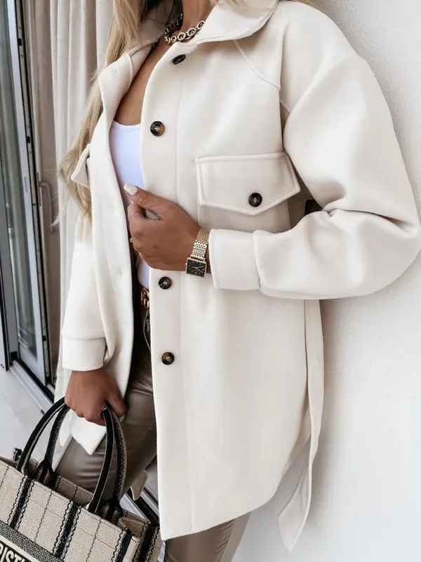 Veste tendance à la coupe confortable : votre tenue décontractée idéale