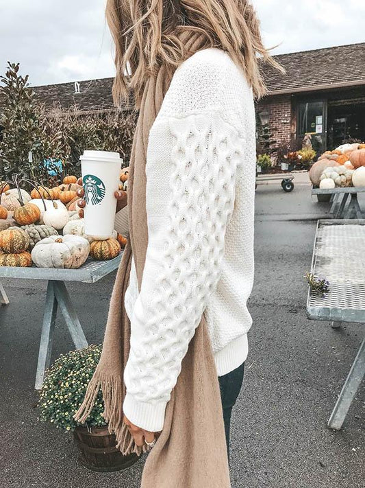 Pull blanc douillet à manches longues pour la saison froide
