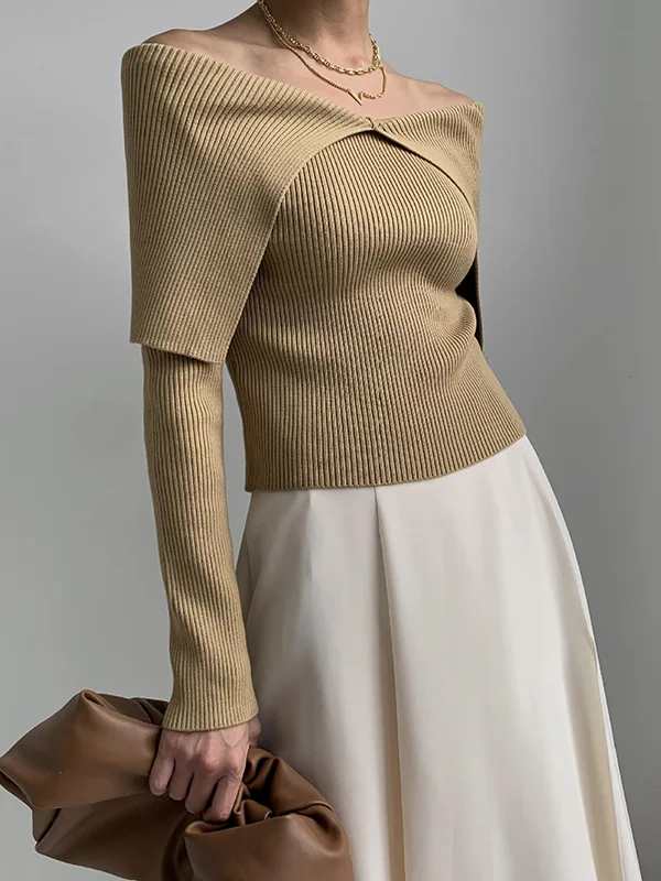 Pull stylé avec effet épaules nues