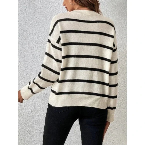 Élégant pull rayé à col en V