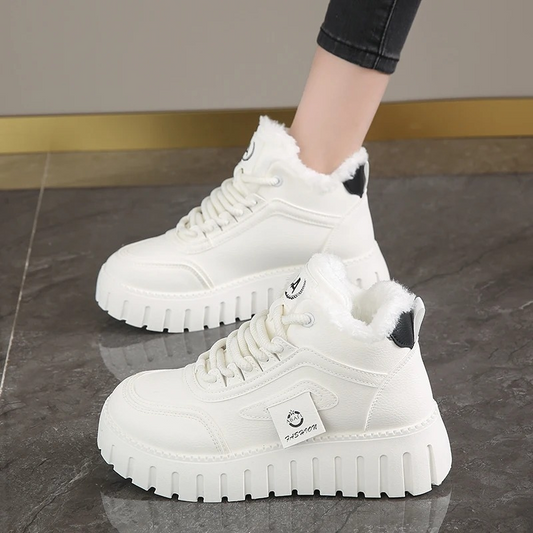 Chloé - Chaussures D'Hiver Montantes À Imprimé Logo Ladies