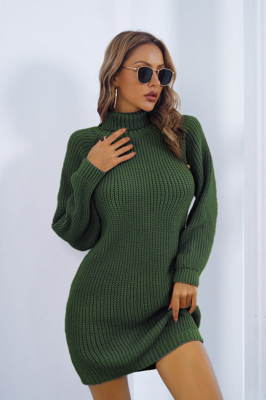 Luna - Robe pull mini avec col roulé et boutons pour femme