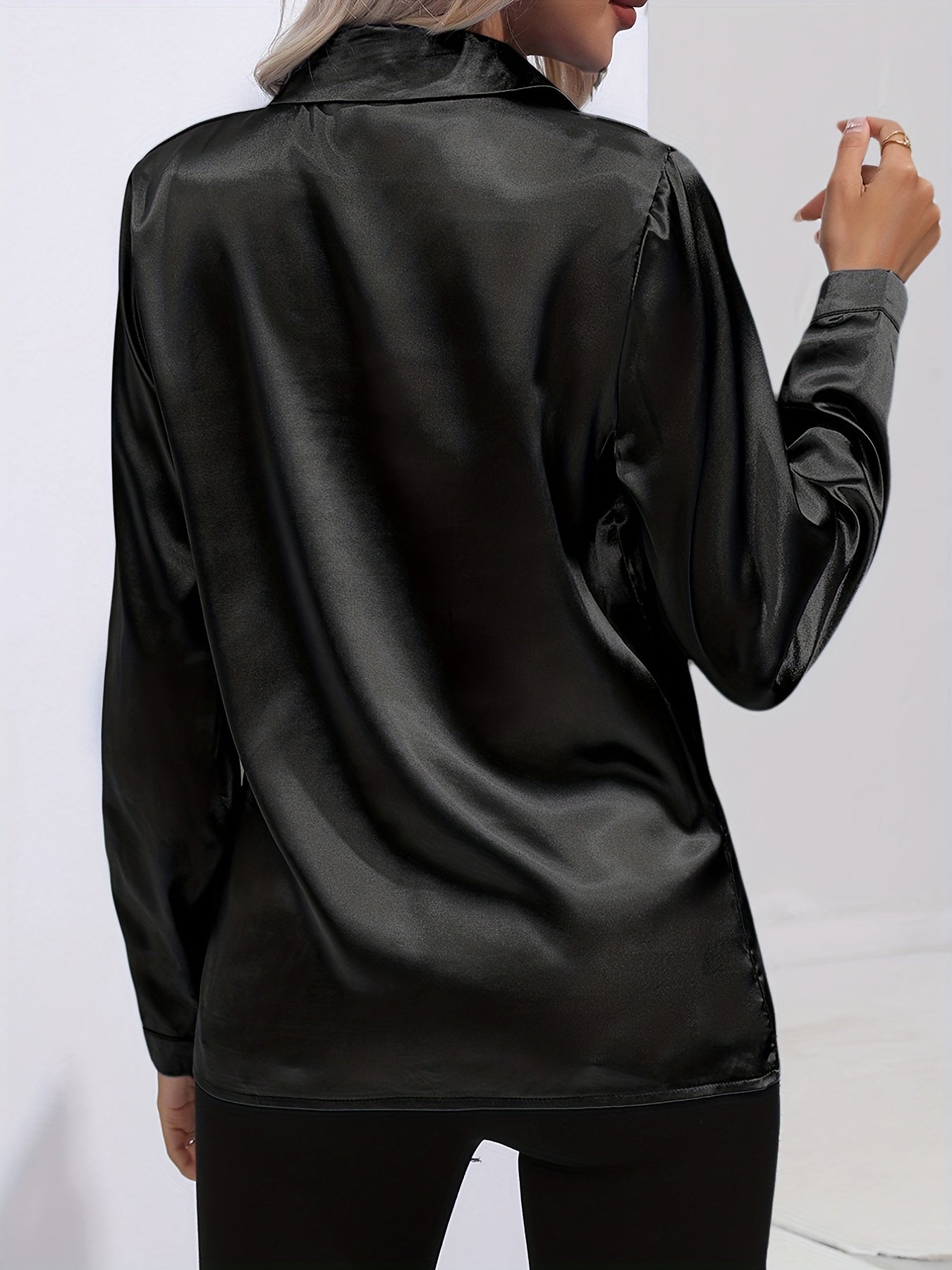 Elena - Blouse élégante en satin pour femme