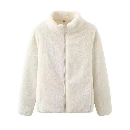 Légèreté et confort : une veste femme pour tous les jours