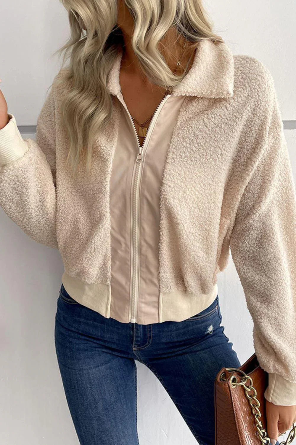 Veste douillette avec fermeture éclair et col élégant