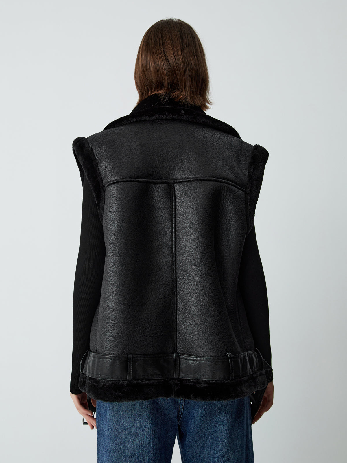 La Vie │ Gilet en faux cuir