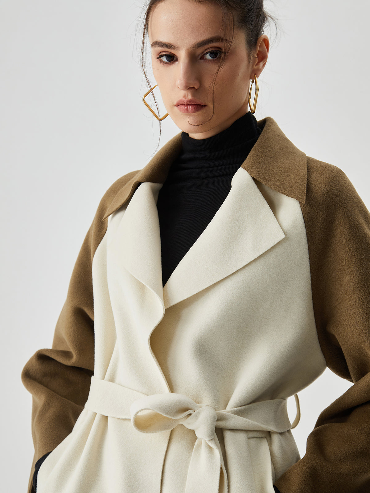 La Vie │ Manteau à pochettes