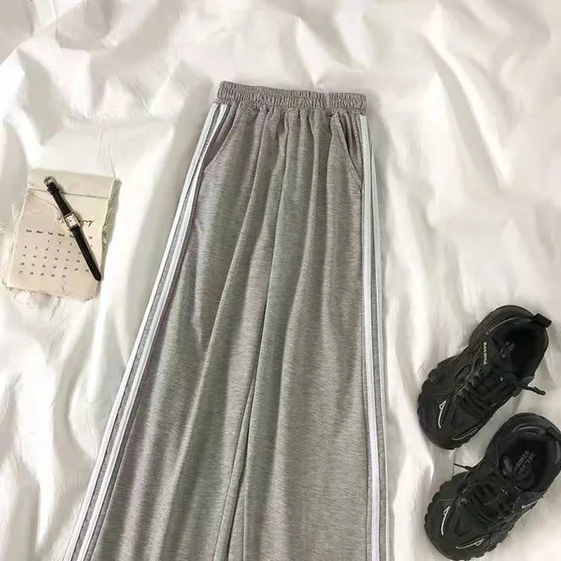 Léonie - Pantalon De Survêtement Ample À Rayures